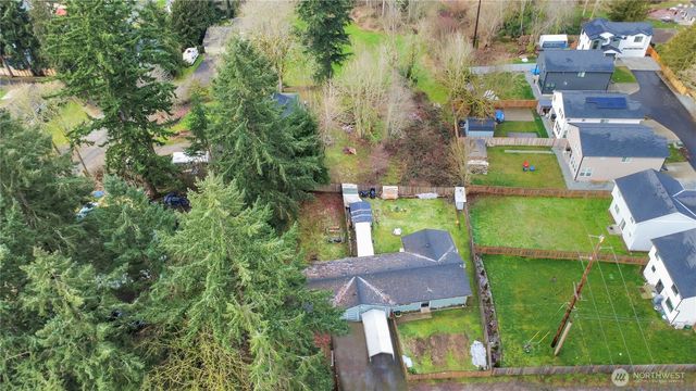 10002 10004 Barnes Lane S, Tacoma, WA 98444