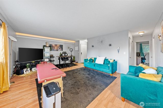 9623 S 248th Street #C3, Kent, WA 98030