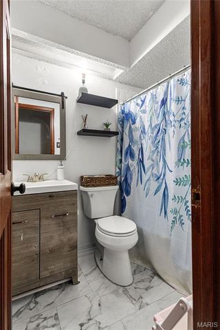151 Shaw Drive, Eureka, MO 63025