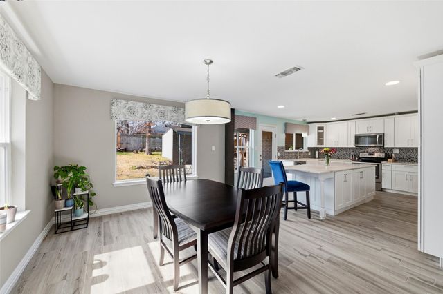 3800 Bayshore Drive, Arlington, TX 76016