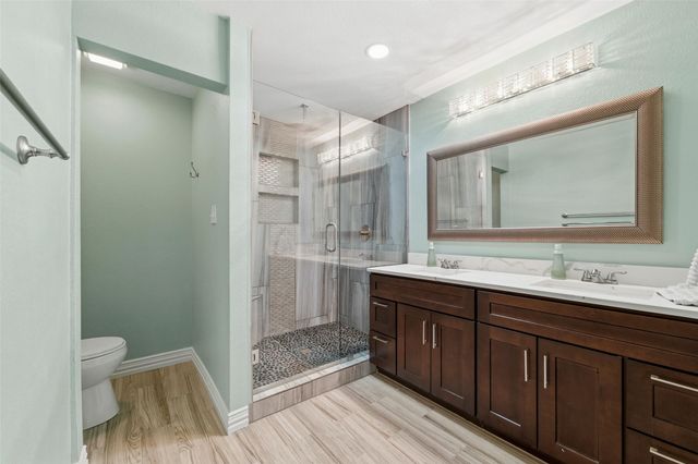 3800 Bayshore Drive, Arlington, TX 76016