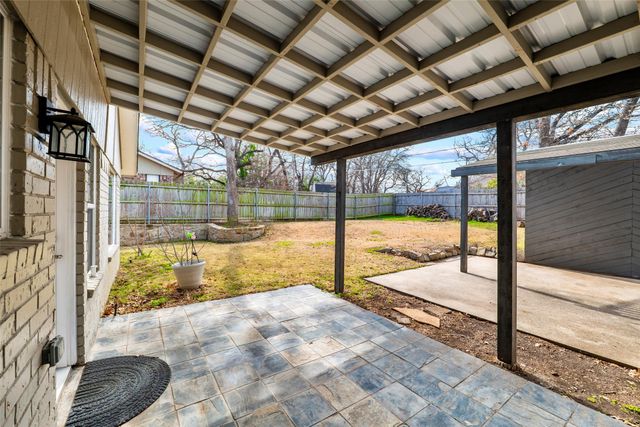 3800 Bayshore Drive, Arlington, TX 76016