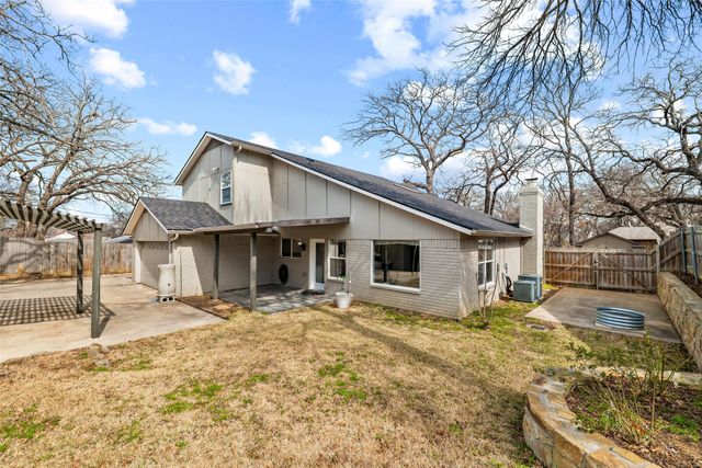 3800 Bayshore Drive, Arlington, TX 76016