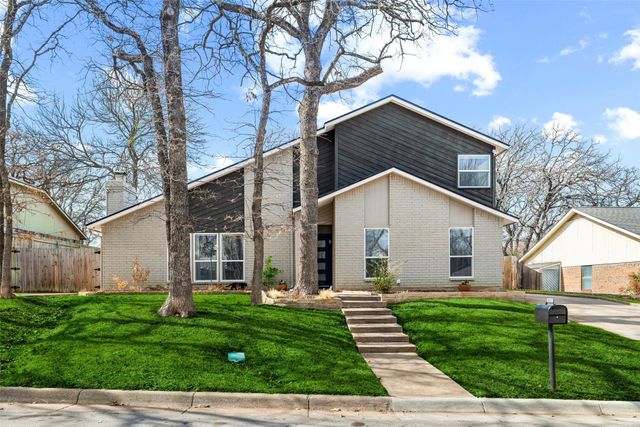 3800 Bayshore Drive, Arlington, TX 76016