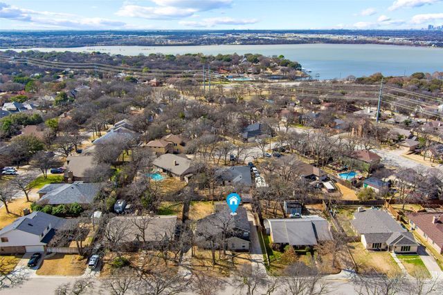 3800 Bayshore Drive, Arlington, TX 76016