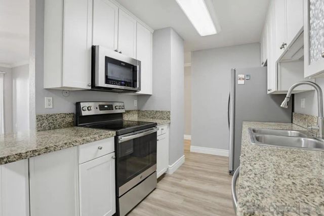 9959 Azuaga Street I101, San Diego, CA 92129