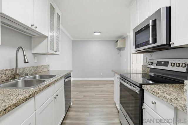 9959 Azuaga Street I101, San Diego, CA 92129
