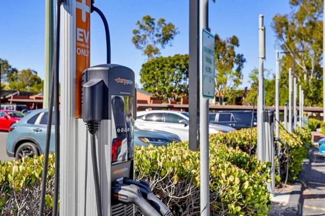 9959 Azuaga Street I101, San Diego, CA 92129