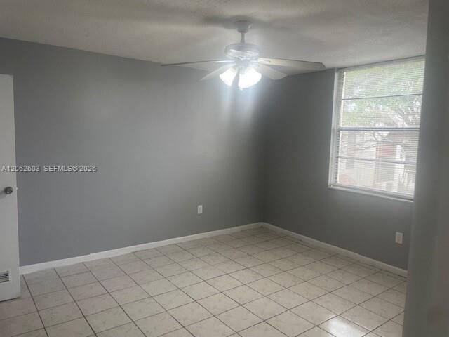 1752 NW 55th Ave 203, Lauderhill, FL 33313