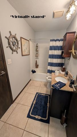 1609 N Main St, Rose Hill, KS 67133