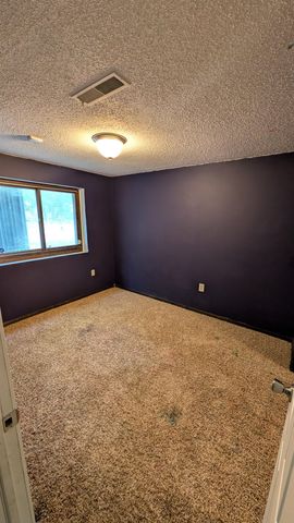 1609 N Main St, Rose Hill, KS 67133