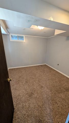 1609 N Main St, Rose Hill, KS 67133