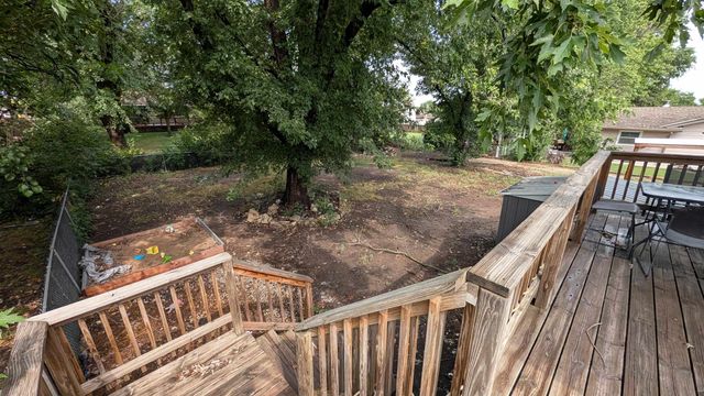 1609 N Main St, Rose Hill, KS 67133