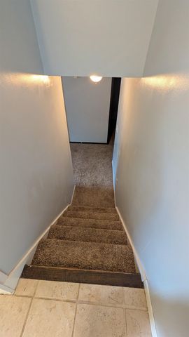 1609 N Main St, Rose Hill, KS 67133
