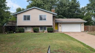 1609 N Main St, Rose Hill, KS 67133