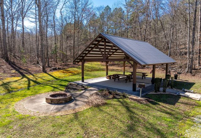 15732 Channel Point Drive, Sale Creek, TN 37373