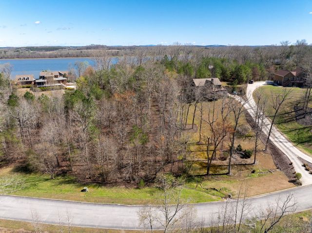 15732 Channel Point Drive, Sale Creek, TN 37373