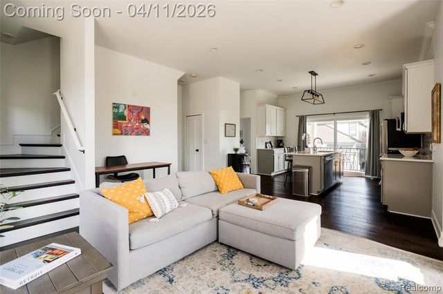 2037 11th Street 7, Detroit, MI 48216