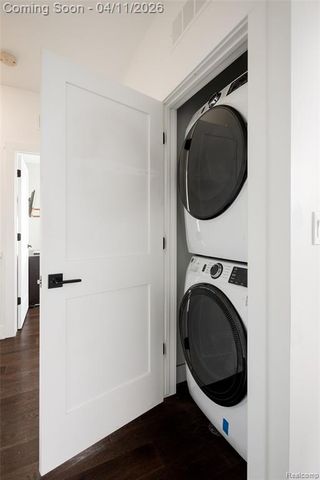 2037 11th Street 7, Detroit, MI 48216