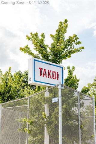 2037 11th Street 7, Detroit, MI 48216