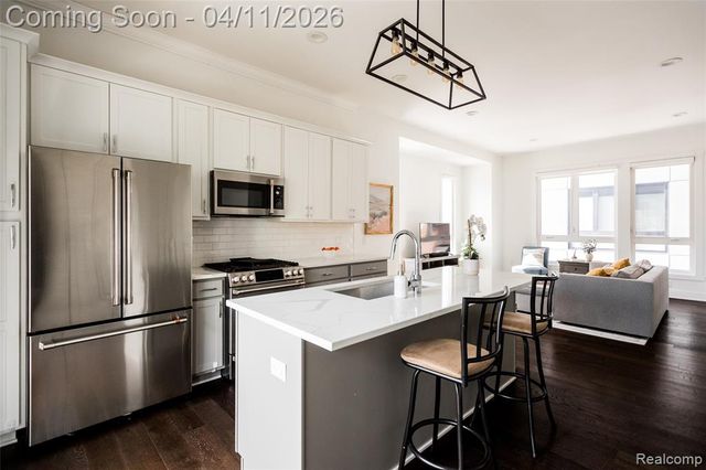 2037 11th Street 7, Detroit, MI 48216