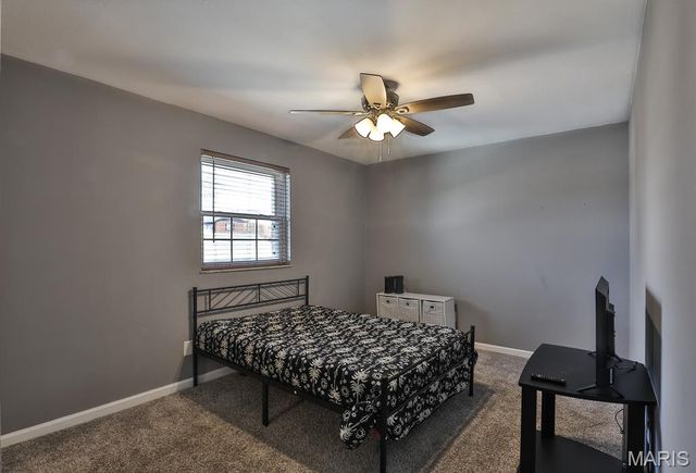 10379 Forest Brook Lane G, St Louis, MO 63146