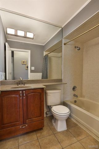 10379 Forest Brook Lane G, St Louis, MO 63146