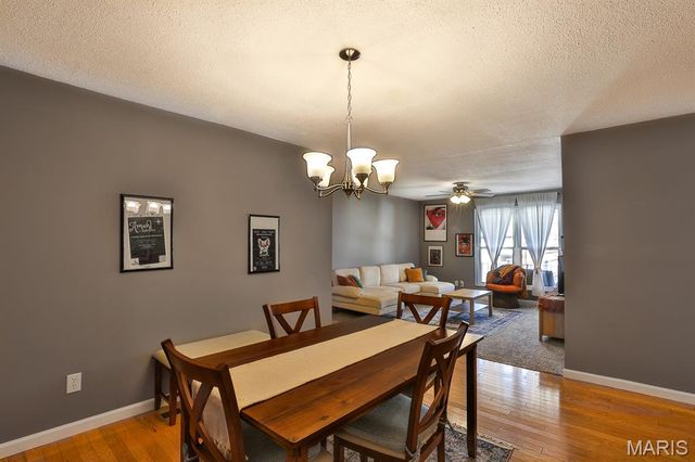 10379 Forest Brook Lane G, St Louis, MO 63146