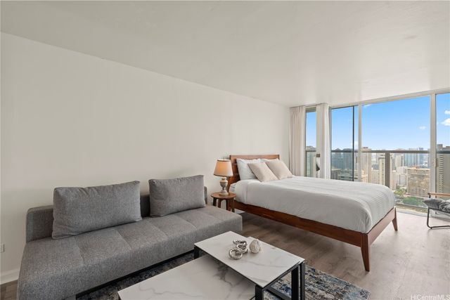 445 Seaside Avenue 4306, Honolulu, HI 96815