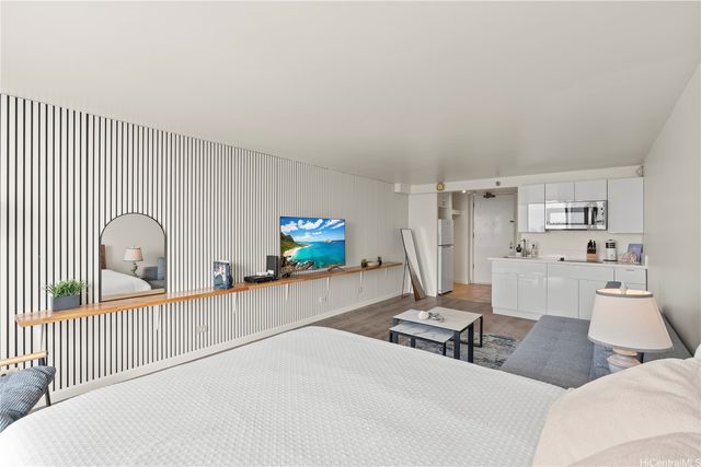 445 Seaside Avenue 4306, Honolulu, HI 96815