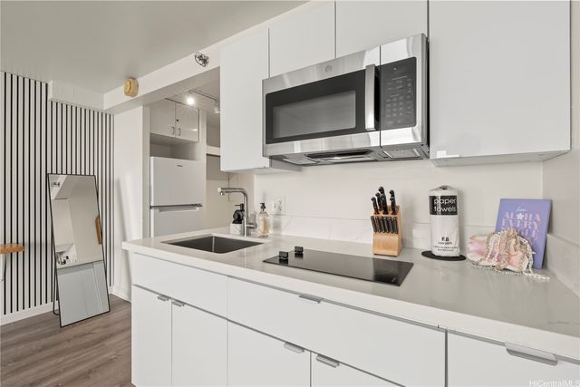 445 Seaside Avenue 4306, Honolulu, HI 96815