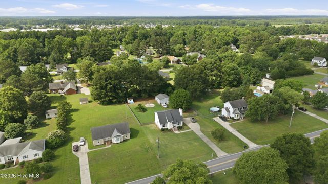 677 Davenport Farm Road, Winterville, NC 28590