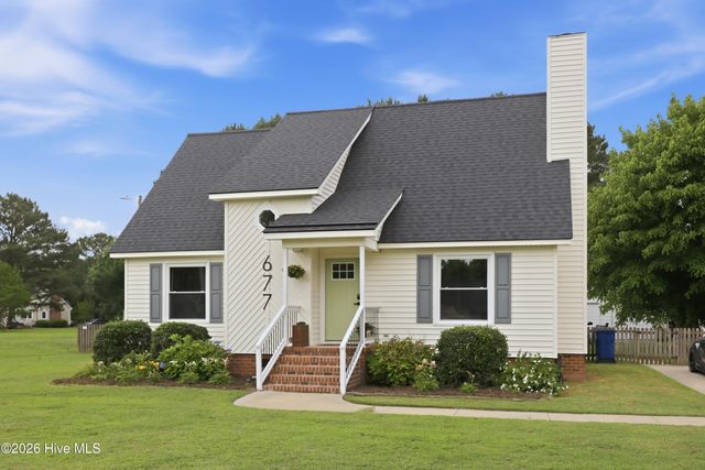 677 Davenport Farm Road, Winterville, NC 28590