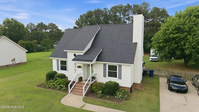 677 Davenport Farm Road, Winterville, NC 28590