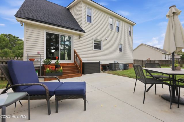 677 Davenport Farm Road, Winterville, NC 28590