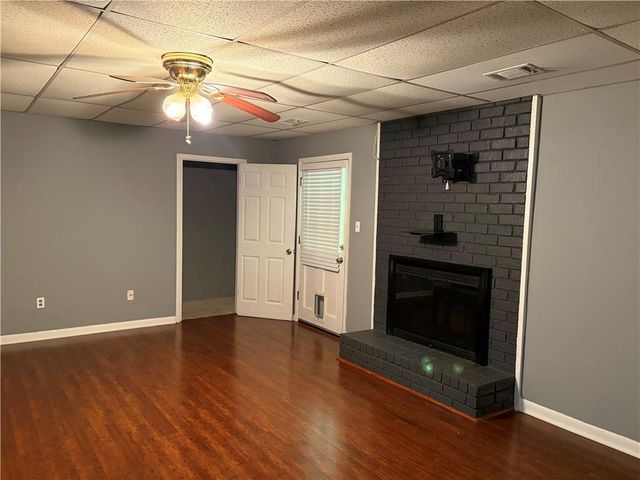 5252 Enchanted Cove SW, Lilburn, GA 30047