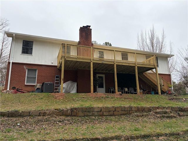 5252 Enchanted Cove SW, Lilburn, GA 30047