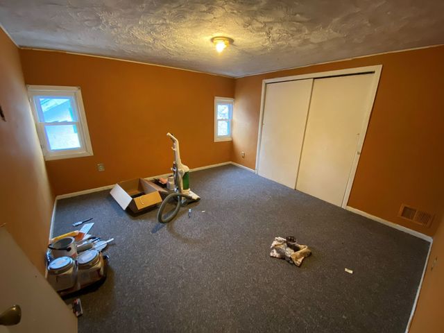 423 Auburn Street, Rockford, IL 61103