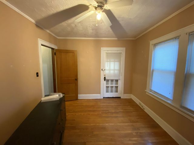 423 Auburn Street, Rockford, IL 61103