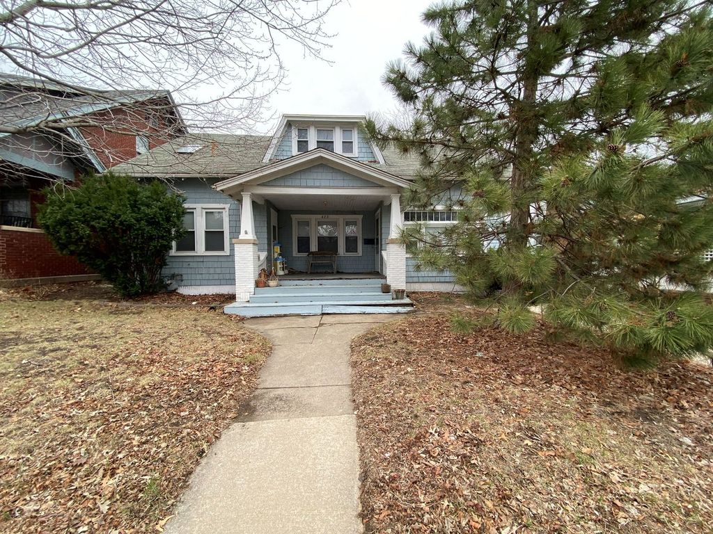 423 Auburn Street, Rockford, IL 61103