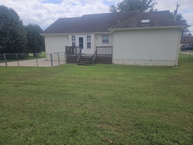 630 Rock Springs Rd, Smyrna, TN 37167