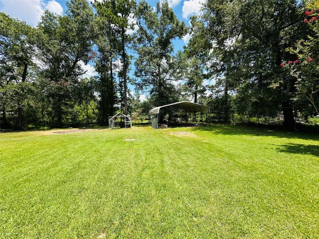 17001 Valley Lane, Conroe, TX 77306