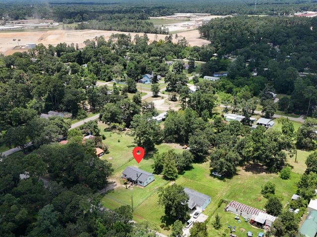 17001 Valley Lane, Conroe, TX 77306