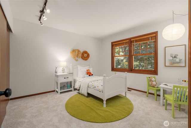 21016 NE 36th Street, Sammamish, WA 98074