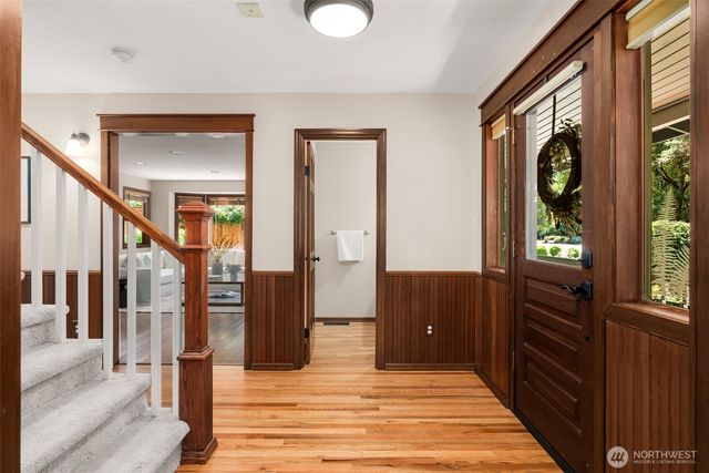 21016 NE 36th Street, Sammamish, WA 98074