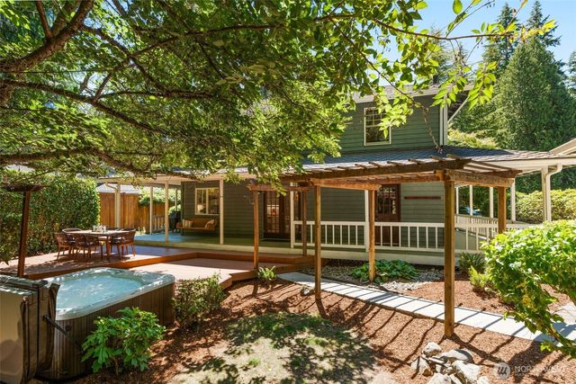 21016 NE 36th Street, Sammamish, WA 98074