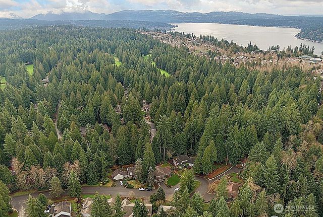 21016 NE 36th Street, Sammamish, WA 98074