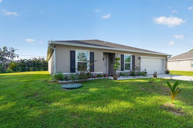 2274 SE POWELL Court, Port St. Lucie, Port St Lucie, FL 34952