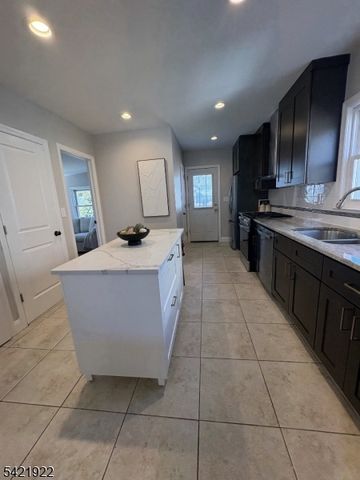 356 S Union Ave, Cranford Twp., NJ 07016