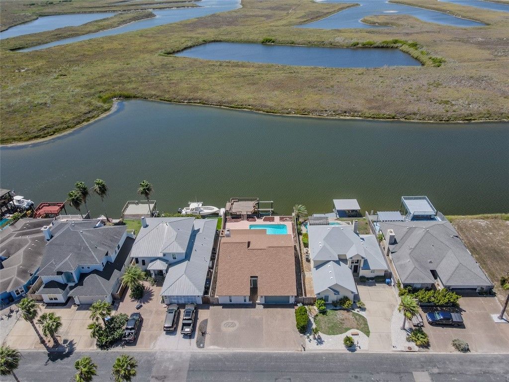 15849 El Soccorro, Corpus Christi, TX 78418 — photo 2